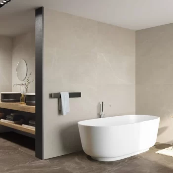 Rectified edge ivory tile from Bayona collection, ideal for walls and floors.