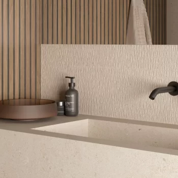Rectified edge cream-colored ceramic tile, ideal for backsplashes and bathrooms.