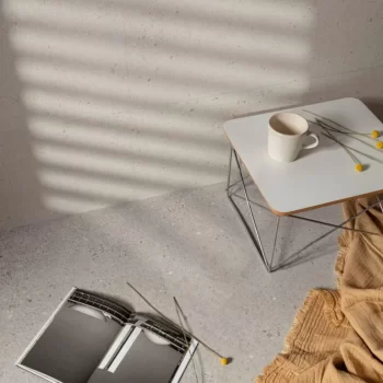 Rectified edge ceramic tile in a stone look, perfect for backsplashes and bathrooms.